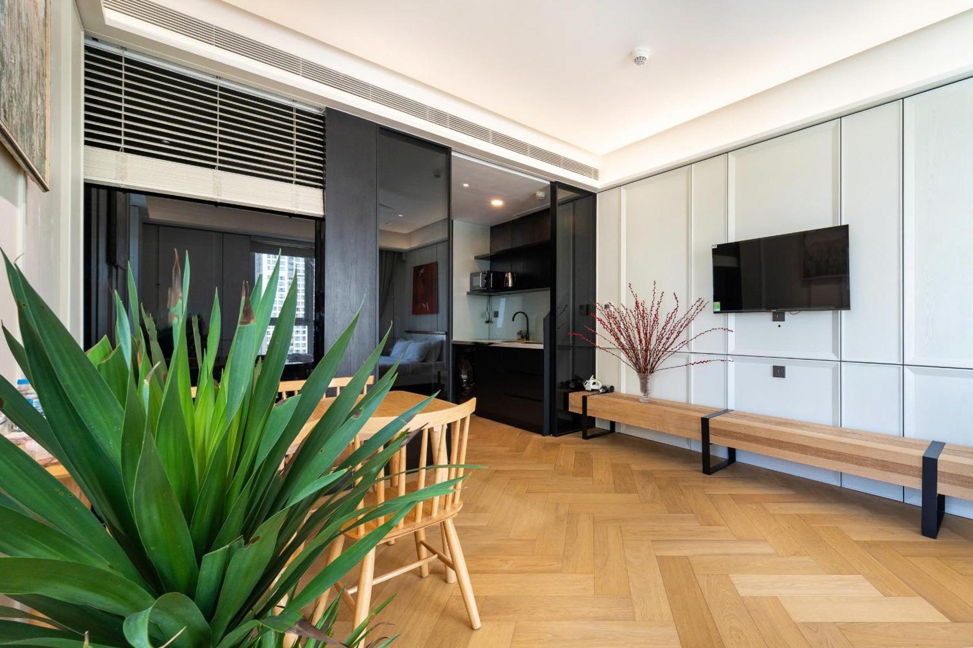 Apartment The Manor 2 River View, Near Landmark 81, Free Pool Access Ho Chi Minh City