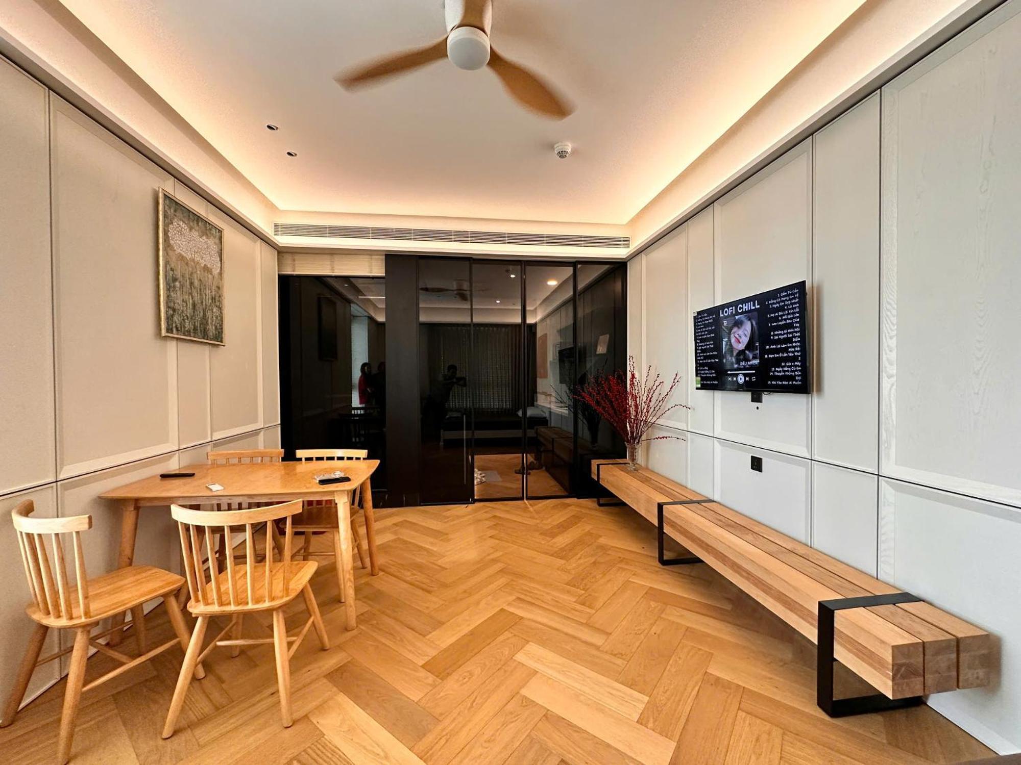 The Manor 2 River View, Near Landmark 81, Free Pool Access Apartment Ho Chi Minh City